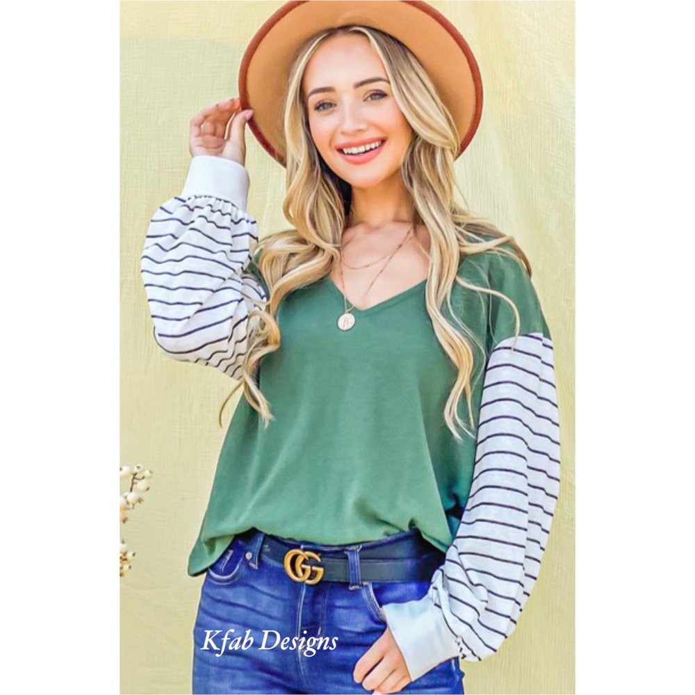 ❤️LAST 1! V Neck Kelly Green Stripe Contrast Ballon Sleeve Soft Knit Top! - Picture 5 of 11